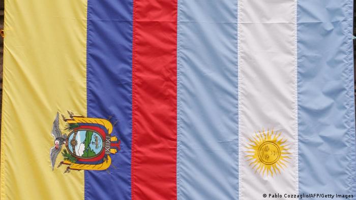 Bandera de Ecuador y Argentina. Foto: DW