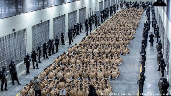 Cárcel de máxima seguridad en El Salvador. Foto: DW