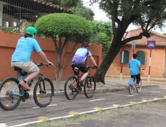 Uso de las bicisendas. Foto: MUVH.