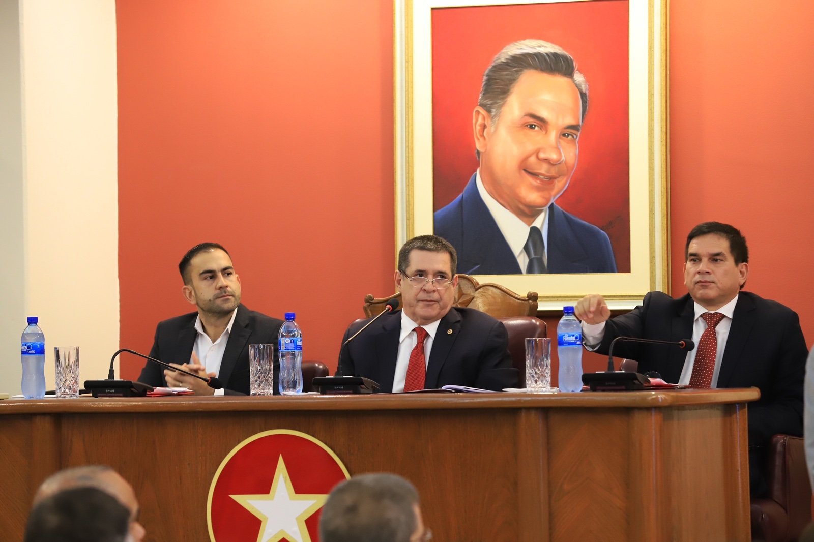 Horacio Cartes en la Junta de Gobierno. Foto: Gentileza