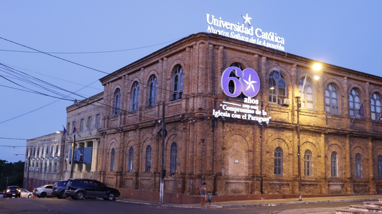 Fachada de la Universidad Católica "Nuestra Señora de la Asunción". Foto: UCA