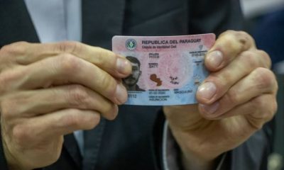 Identificaciones de la Policía Nacional comenzarán a imprimir nuevos formatos para cédulas de identidades y pasaportes. Foto: Gentileza.