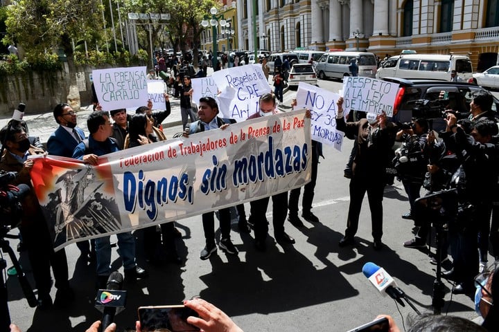 Periodistas protestando contra la Ley mordaza. Foto: Clarín