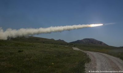 Un proyectil disparado desde un HIMARS. Foto: DW