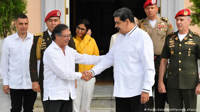 Gustavo Petro y Nicolás Maduro. Foto: DW