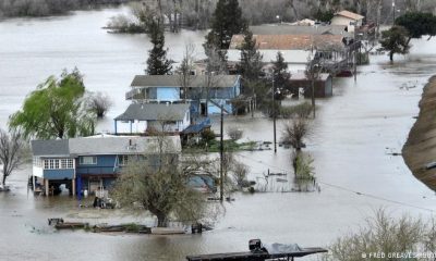 Las tormentas dejaron inundaciones y derrumbes en varios condados de California. Foto: DW