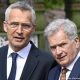 El secretario general de la OTAN, Jens Stoltenberg, junto al presidente finlandés Sauli Niinstö. Foto: DW