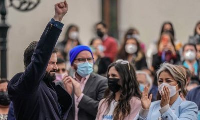 El presidente de Chile, Gabriel Boric, celebró la aprobación de la ley como "un paso hacia el buen vivir". Foto: BBC Mundo