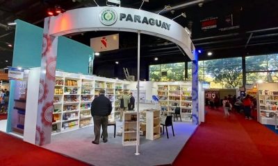 Stand del Paraguay en la 47ª Feria Internacional del Libro de Buenos Aires. Cortesía