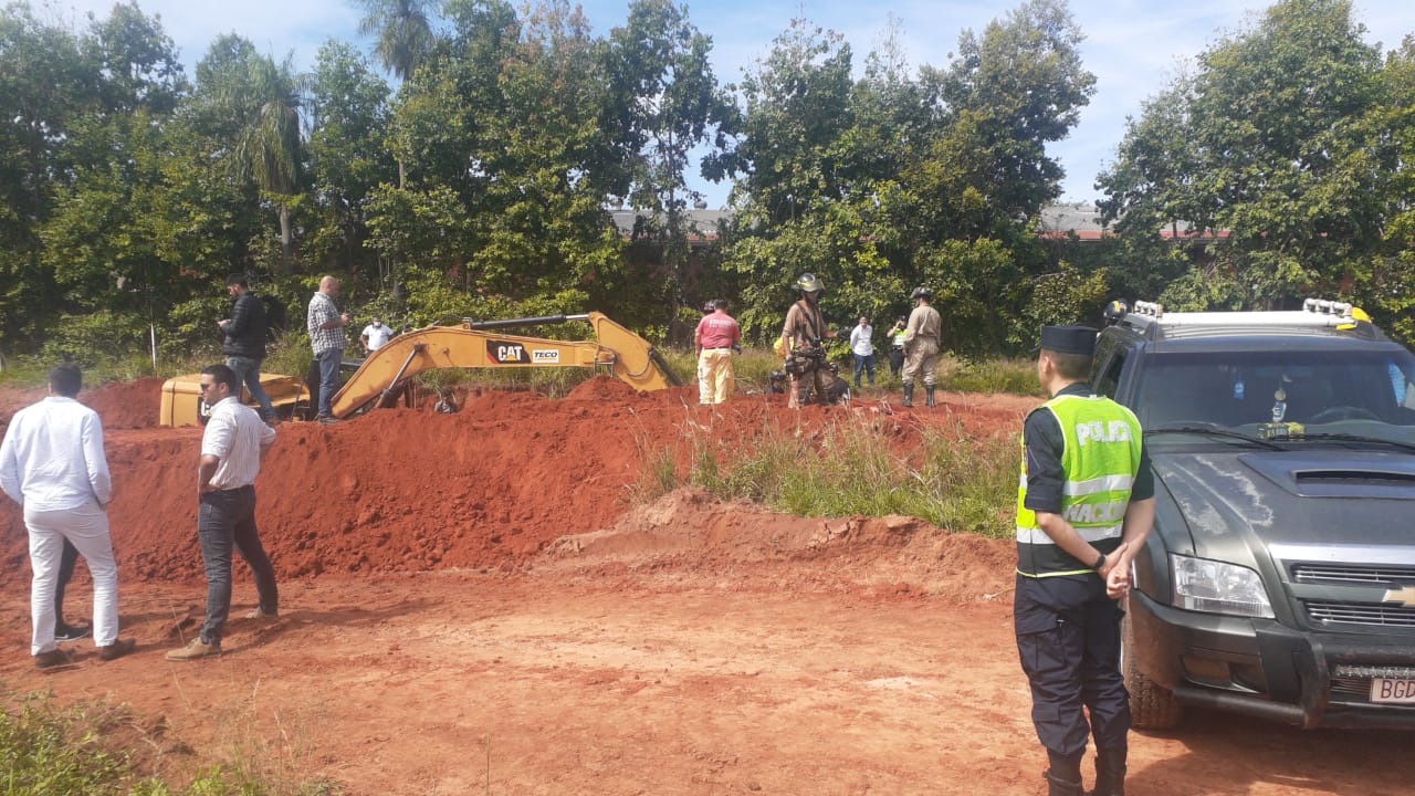 Derrumbe de obra en Luque. Foto: Policía Nacional.