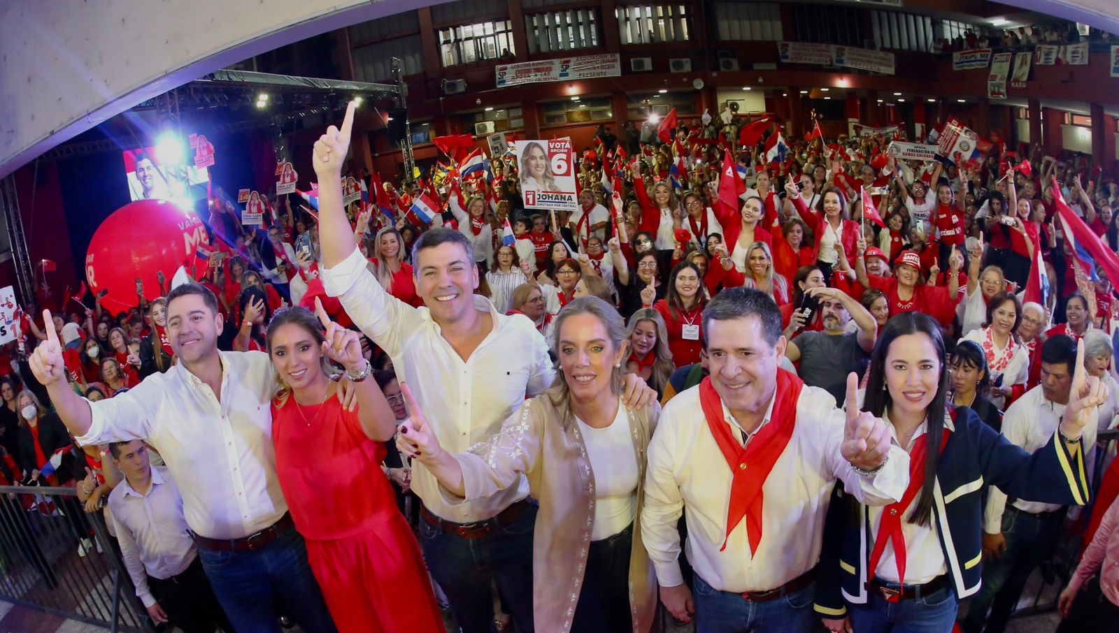 Cierre de campaña de mujeres de la Lista 1 de la ANR. Foto: Gentileza.