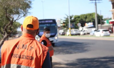 Fiscalización de horario de buses. Foto: Viceministerio de Transporte.