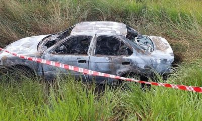 El vehículo estaba calcinado. Foto: Ñanduti.