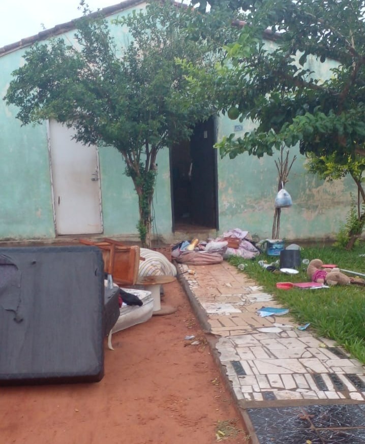 La víctima denunció que el hombre lanzó sus pertenencias. Foto: Ministerio Público.