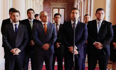 Autoridades del Poder Ejecutivo, MITIC y Contraloría General de la República. Foto: Presidencia