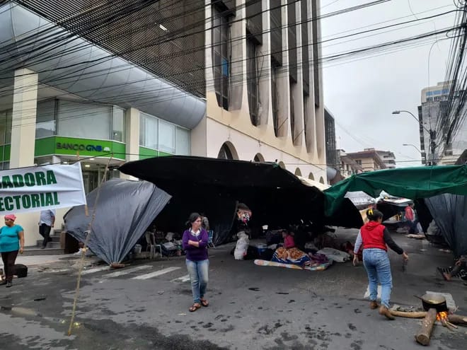 Campesinos retornan a Asunción. Foto: ABC TV