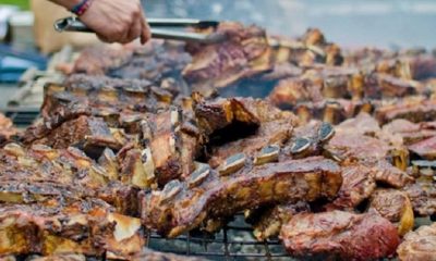 Tradicional asado por el Día del Trabajador. Foto: Gemtileza