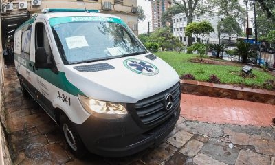 Nuevas ambulancias para pacientes del INCAN. Foto: Ministerio de Salud Pública y Bienestar Social.