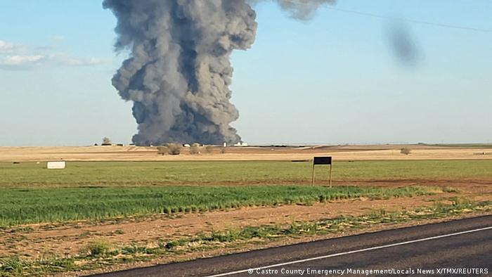 Una gigantesca columna de humo se elevó sobre la granja ganadera de Southfork, en Texas. Foto: DW