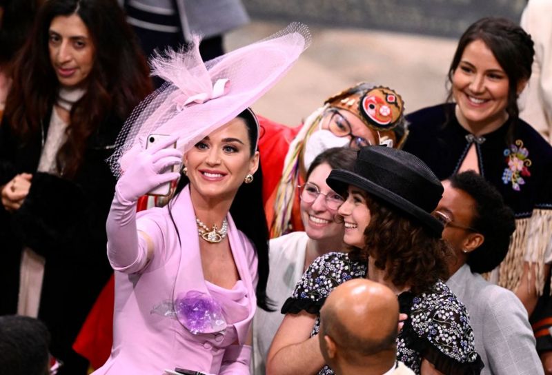 La cantante Kate Perry estuvo presente en la ceremonia. Foto: BBC Mundo.