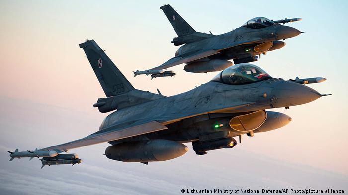 F-16 polacos. Foto: DW.