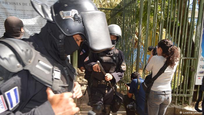 El Salvador ha experimentado una erosión de la libertad de prensa bajo la presidencia de Nayib Bukele. Foto: DW.