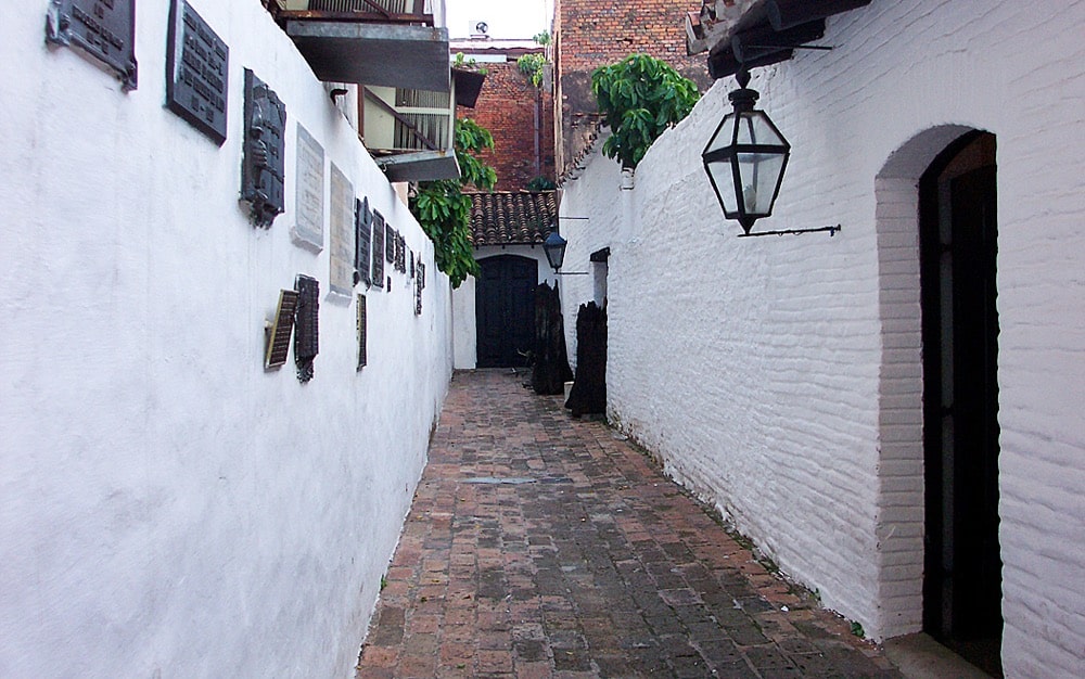 Callejón histórico. Cortesía