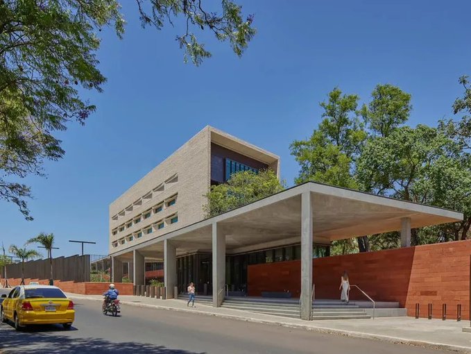 Sector para gestionar visas en la Embajada de los EEUU en Paraguay. Foto: Gentileza.