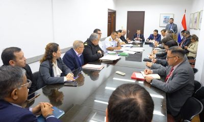 Autoridades reunidos para tratar proyecto hidrovía. Foto: Gentileza.