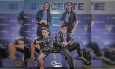 Fiorella Ayala, Luana Mendieta, Juan Carlos García y Gonzalo Blaires ganaron el oro para Olimpia en relevo de 200 metros libre mixto. Foto: @nandefranja.