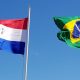 Banderas de Paraguay y Brasil. Foto: Gentileza.