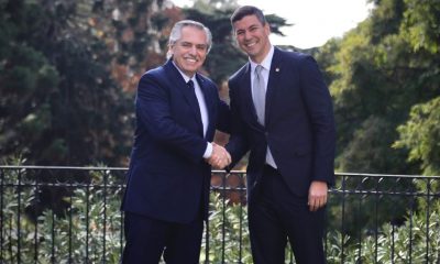 Santiago Peña se reunió con el mandatario argentino Alberto Fernández. Foto: Gentileza.