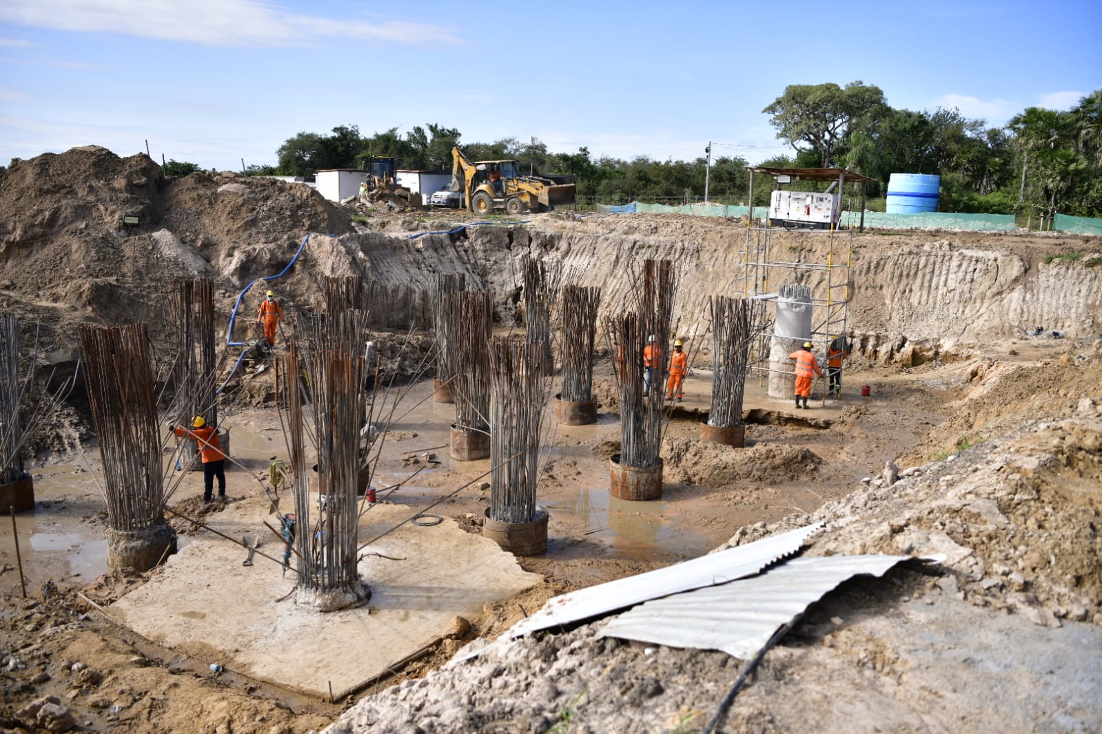 Construcción del Puente de Bioceánica. Foto: MOPC.