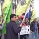 Movilización de docentes frente al MEC. Foto: Captura.