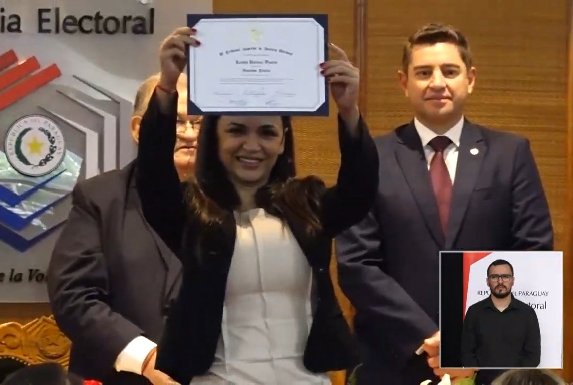 Acto de proclamación, diputada Jazmín Narváez. Foto: Captura de pantalla.