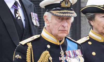 El rey Carlos III de Inglaterra en el funeral de Isabel II. Foto: Abc.es Archivo.