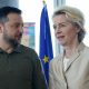 Volodimr Zelenky y Ursula von der Leyen. Foto: DW.