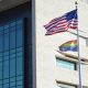 Las banderas del orgullo en embajadas de EEUU en el mundo. Foto: @USAmbPY.