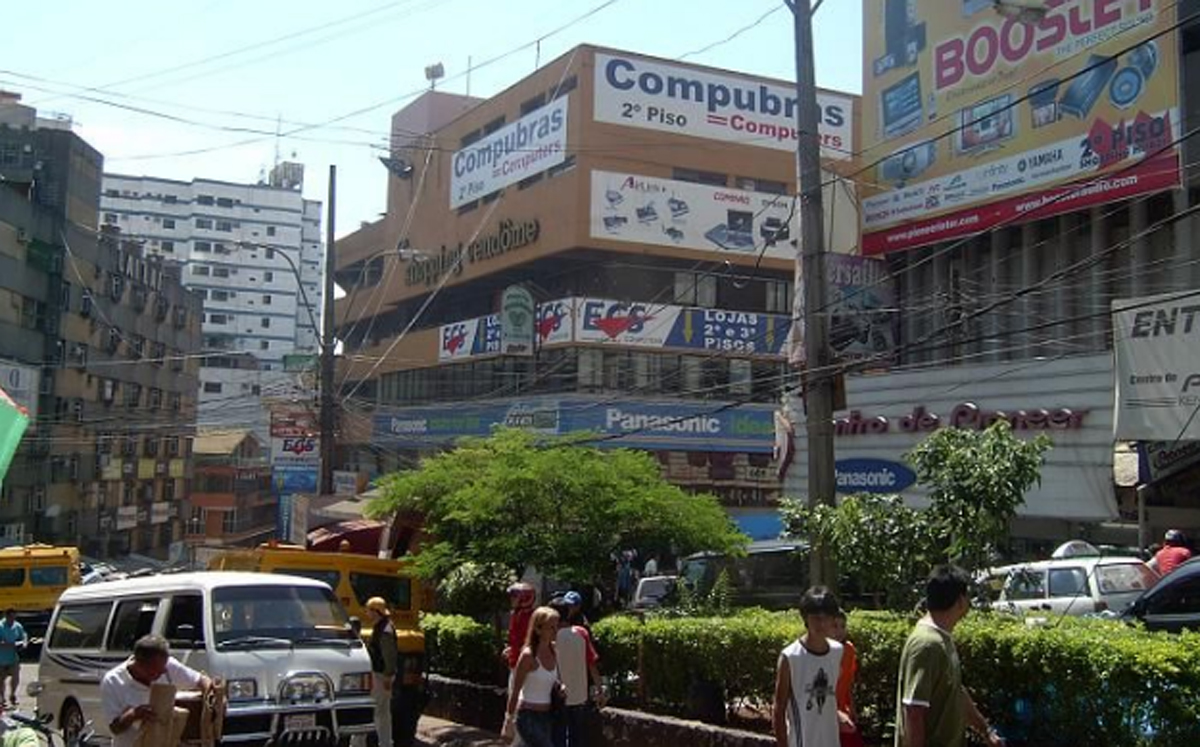 Zona comercial de Ciudad del Este. Foto: Gentileza.