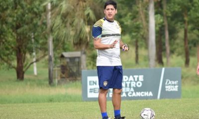 José Arrúa, entrenador de Sportivo Trinidense. Foto: @CST_1935.