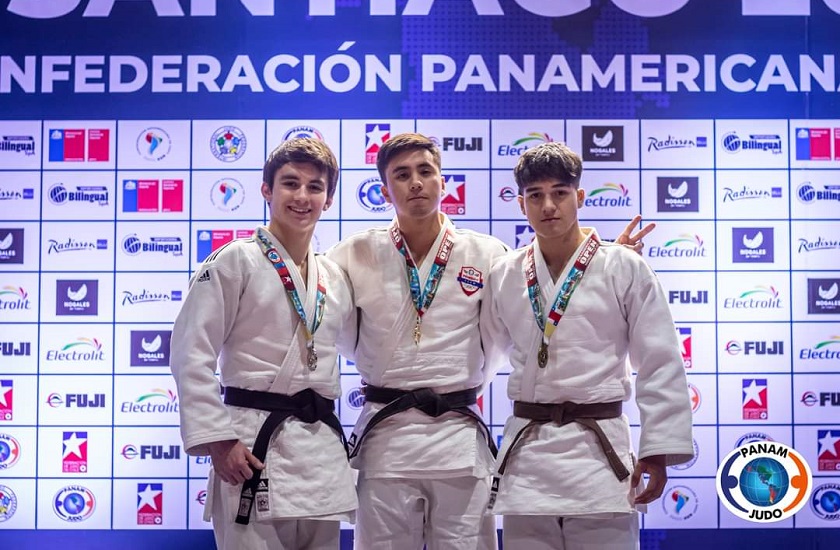 Marcelo Vicentini en lo más alto del podio. Foto: Panam Judo.