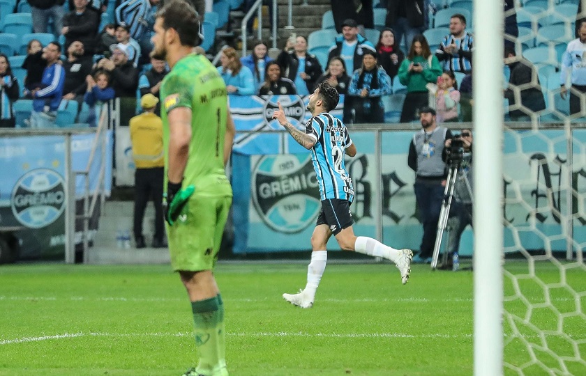 Villasanti registra dos goles en esta temporada. El primero marcó en el Clásico ante Inter. Foto: Vinicius Saraiva Da Rosa/Photo Premium/Gazeta Press.