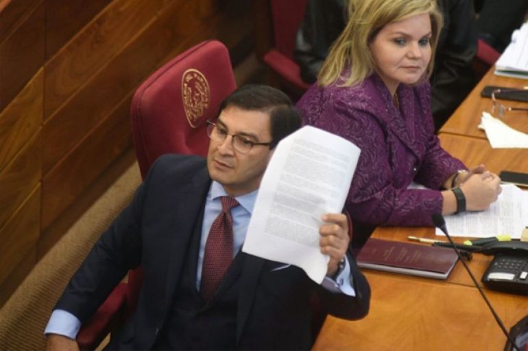 Los principales protagonistas de esta puja por encabezar la Mesa Directiva de la Cámara Alta son los senadores colorados Silvio "Beto" Ovelar y Lilian Samaniego. Foto: Archivo.