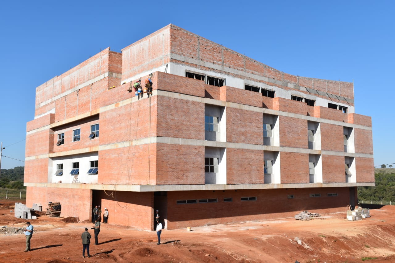 Construcción del Gran Hospital del Sur en Itapúa. Foto: MOPC.