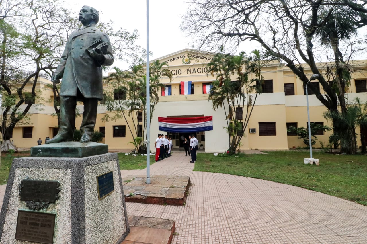 Colegio Nacional Bernardino Caballero, ex CNC. Foto: IP.