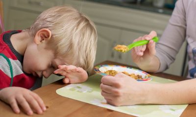 Niño se niega a comer. Foto: BBC.