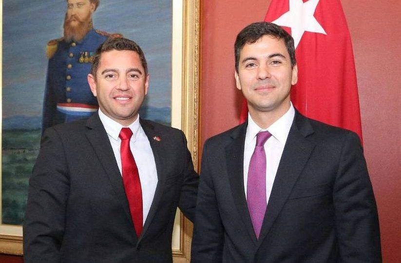 Pedro Alliana junto a Santiago Peña,quienes asumirán el próximo 15 de agosto. Foto: Gentileza.