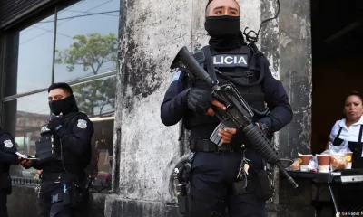 Policía de El Salvador. Foto:DW.