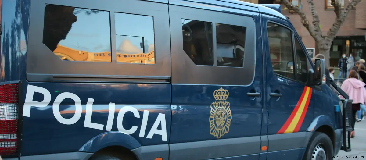 Policía de España. Foto referencial: DW.