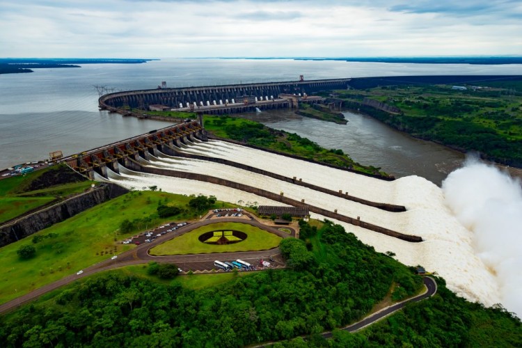 Represa de la Itaipú Binacional. Foto: Gentileza.